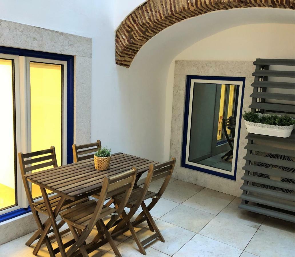 Pico Da Bica Apartment Lisbon Luaran gambar