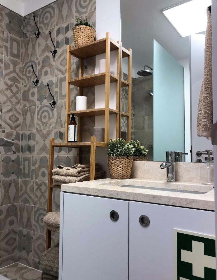 Pico Da Bica Apartment Lisbon Luaran gambar
